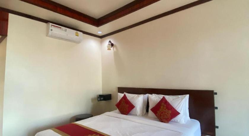 Golden Hotel Dondet Muang Không Extérieur photo