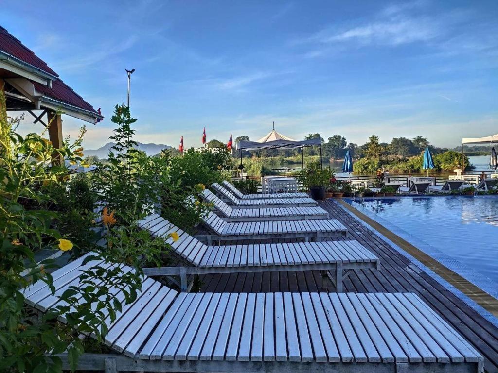 Golden Hotel Dondet Muang Không Extérieur photo