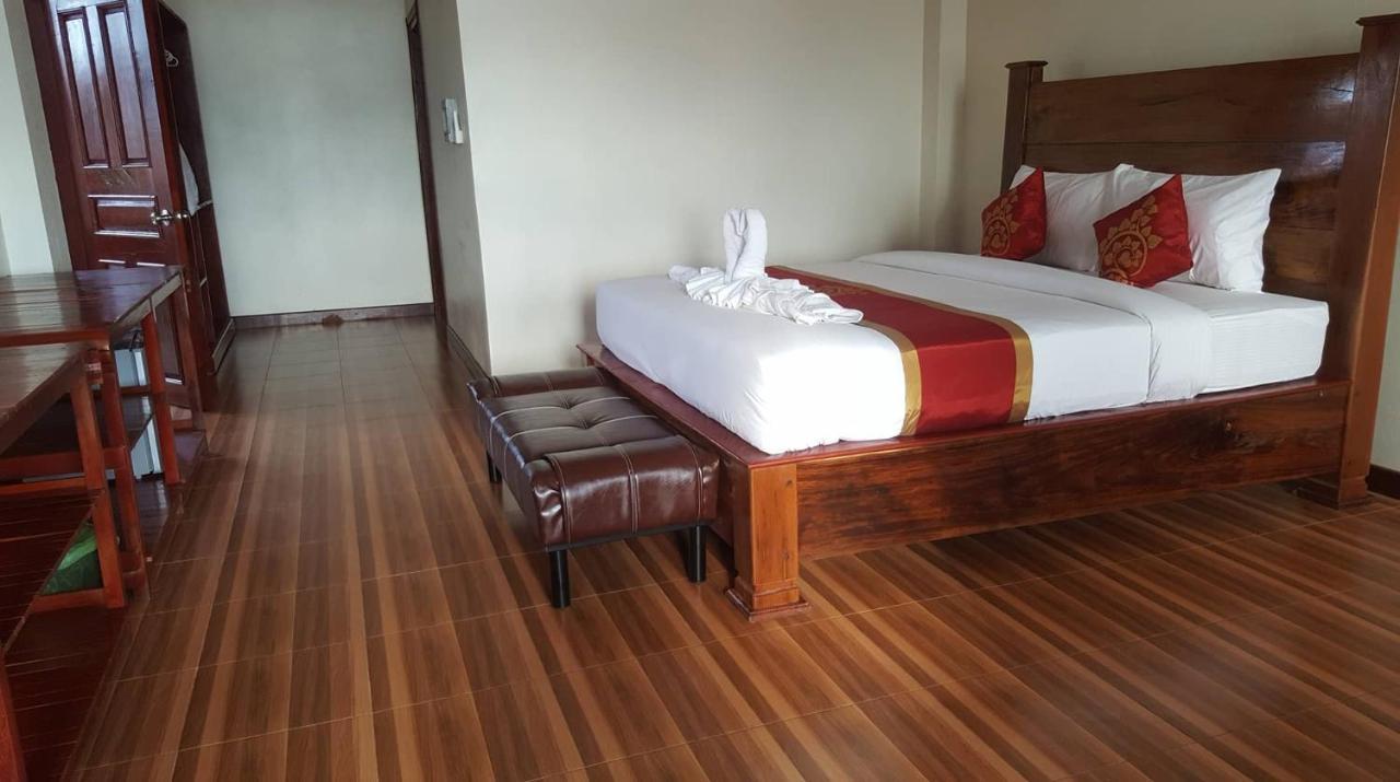 Golden Hotel Dondet Muang Không Extérieur photo